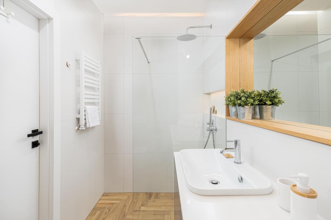 Dots Apartments Rakowicka คราคูฟ ภายนอก รูปภาพ